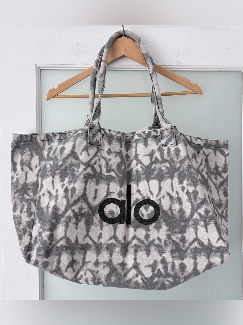 ALO Yoga Gray Tie Dye Canvas Tote Bag Large 100% Cotton Shopper Gym Beach Travel